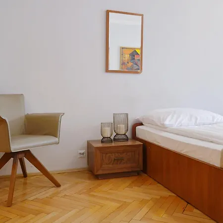 Apartment P&j Florianska Krakow