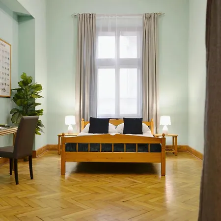 P&j Floriańska Lägenhet