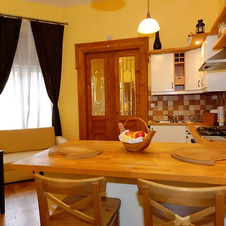 P&j Florianska Διαμέρισμα *