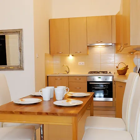 Διαμέρισμα P&j Florianska *