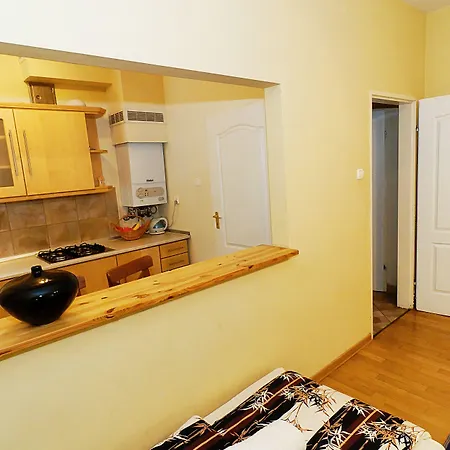 P&j Florianska Διαμέρισμα