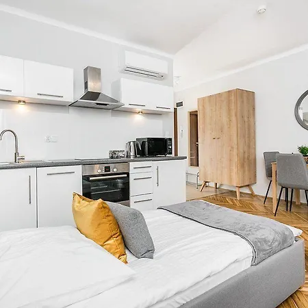 Διαμέρισμα P&j Florianska *